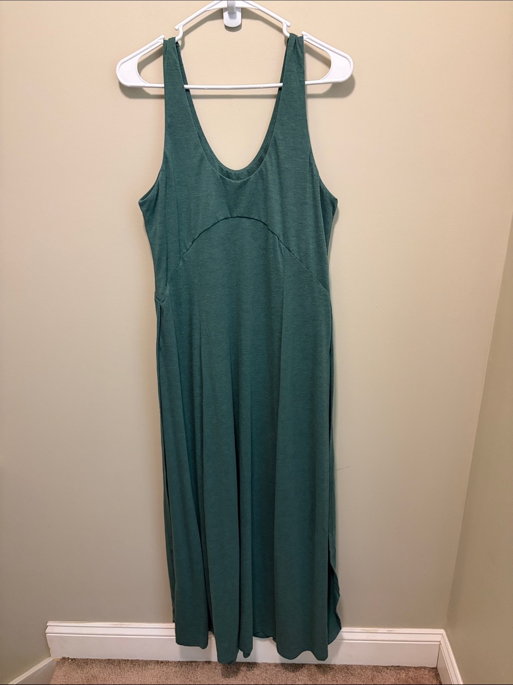 HALARA Green Sleeveless Maxi Dress